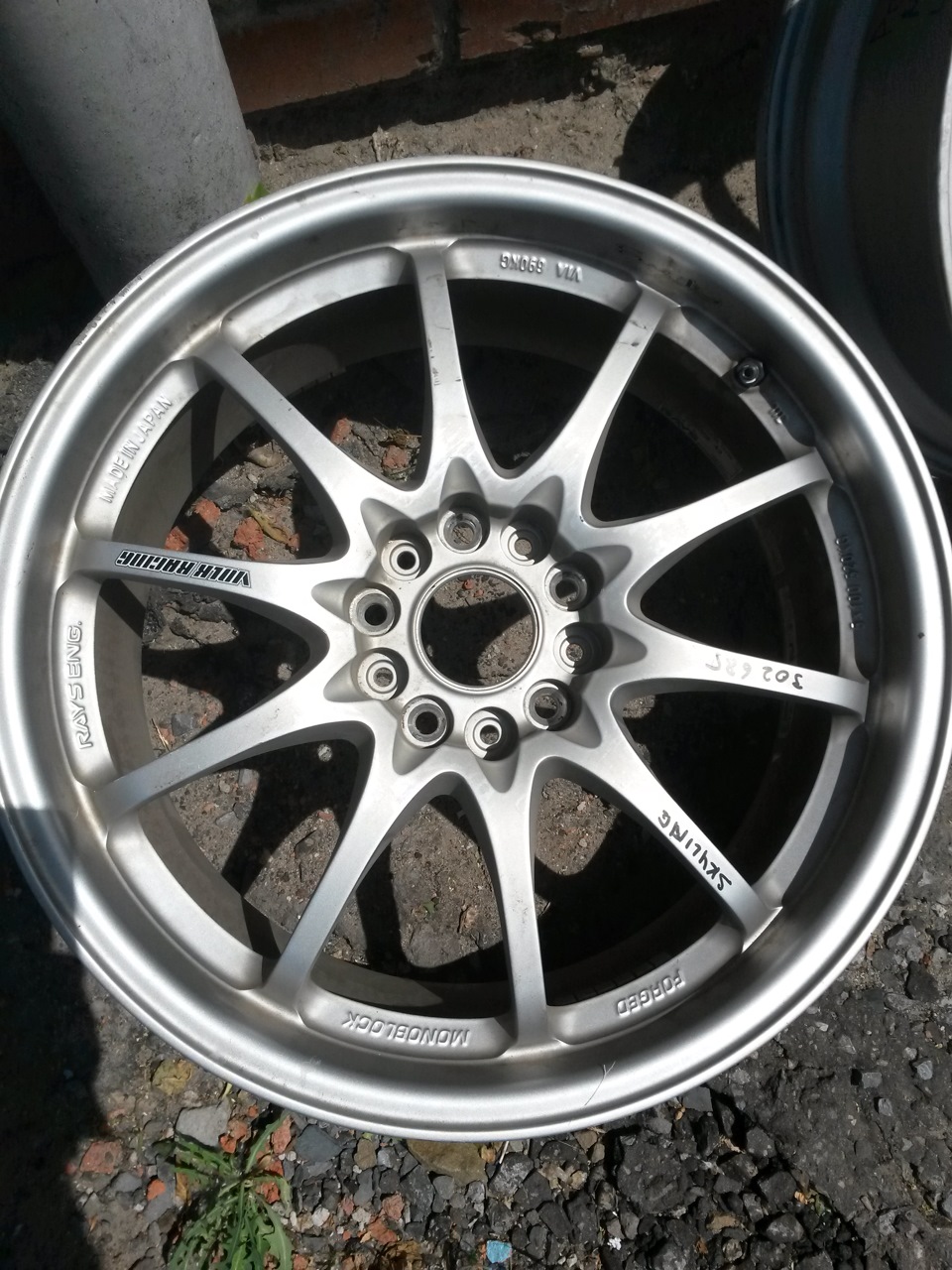 ниссан тиида на rays volk racing. Bbs rz r14 5:120. 28 r14. 28 r14. 28 r14.