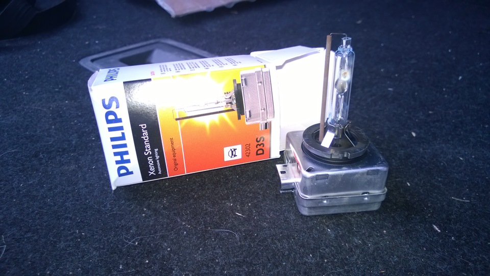 лампы 2 — Volkswagen Passat Alltrack (B7), 2 л, 2013 года | расходники ...