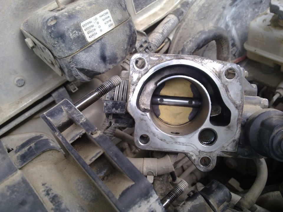 Чистка дросельной заслонки — Hyundai Accent (2G), 1,5 л, 2003 года ...