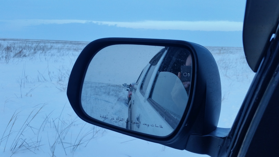 Фото в бортжурнале Toyota Hilux (7G)
