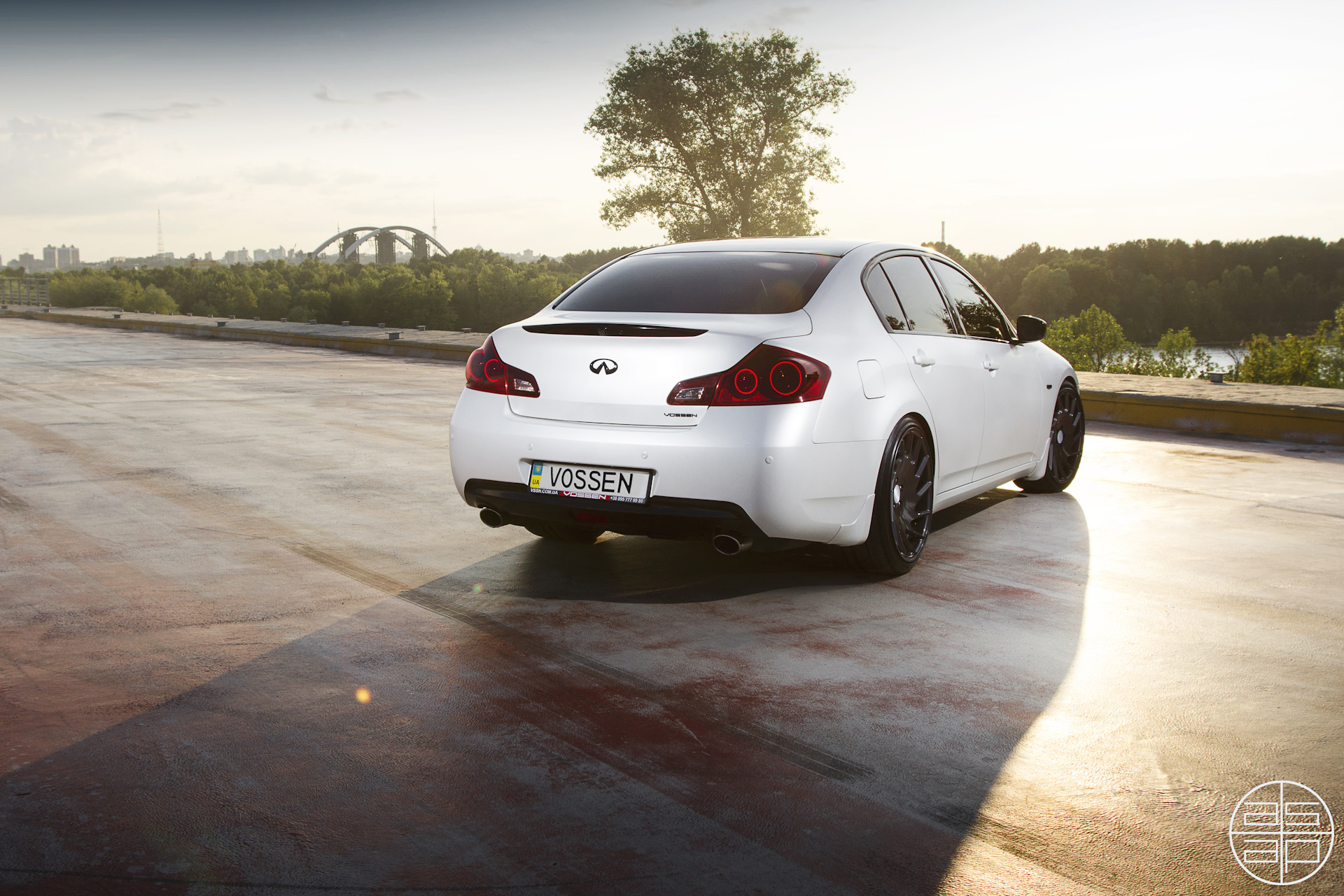 Infiniti g37 sedan Vossen