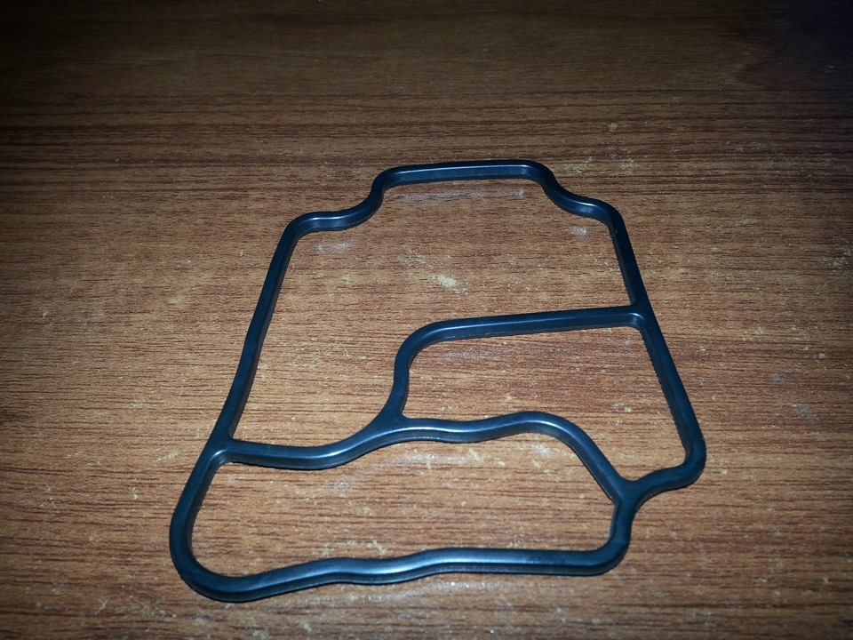 артикул прокладки кронштейна масляного фильтра ваз 2123. прокладка масляного фильтра volkswagen passat b3. прокладка масляного насоса урал мотоцикл. прокладка под масло. 1519328010 прокладка масляного насоса.