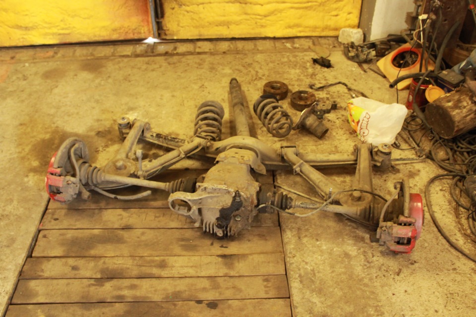 Подвеска бмв е30. Задняя подвеска бмв е30. Задняя подвеска е46. Подвеска е30. Задняя подвеска бмв е30.