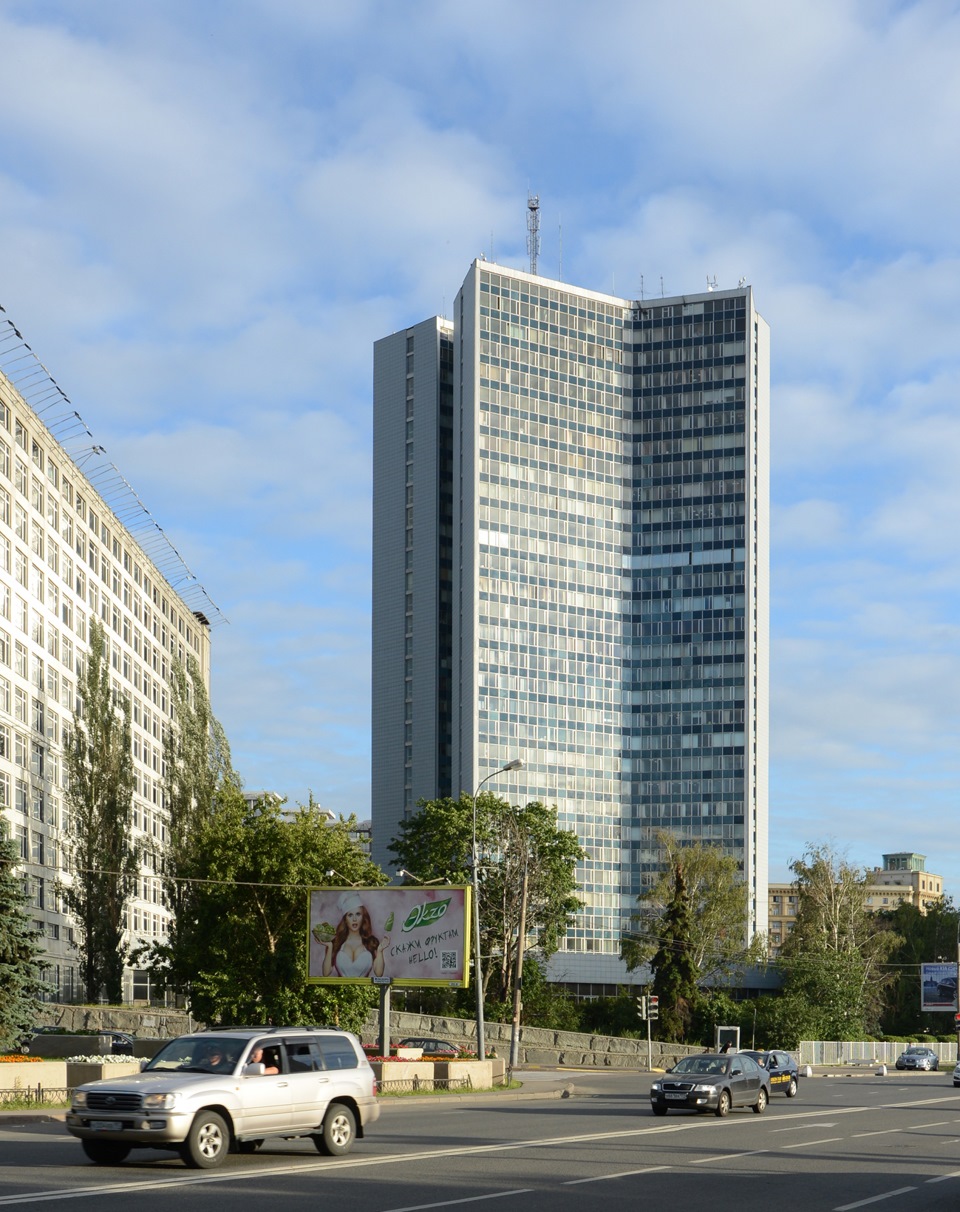 дом книжка в москве на арбате