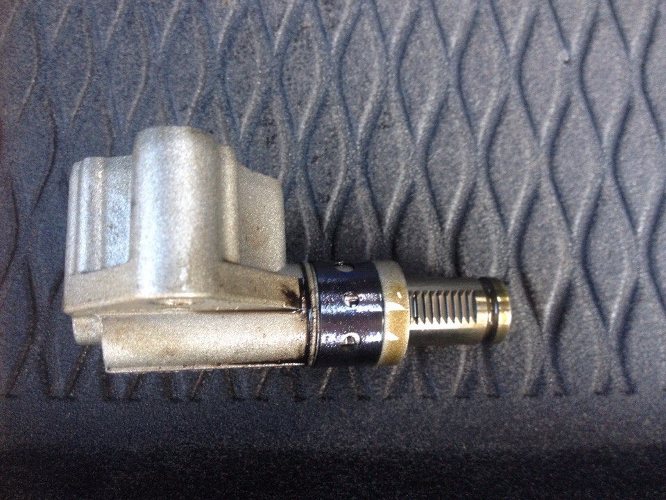 Старый натяжитель — Volkswagen Tiguan (1G)