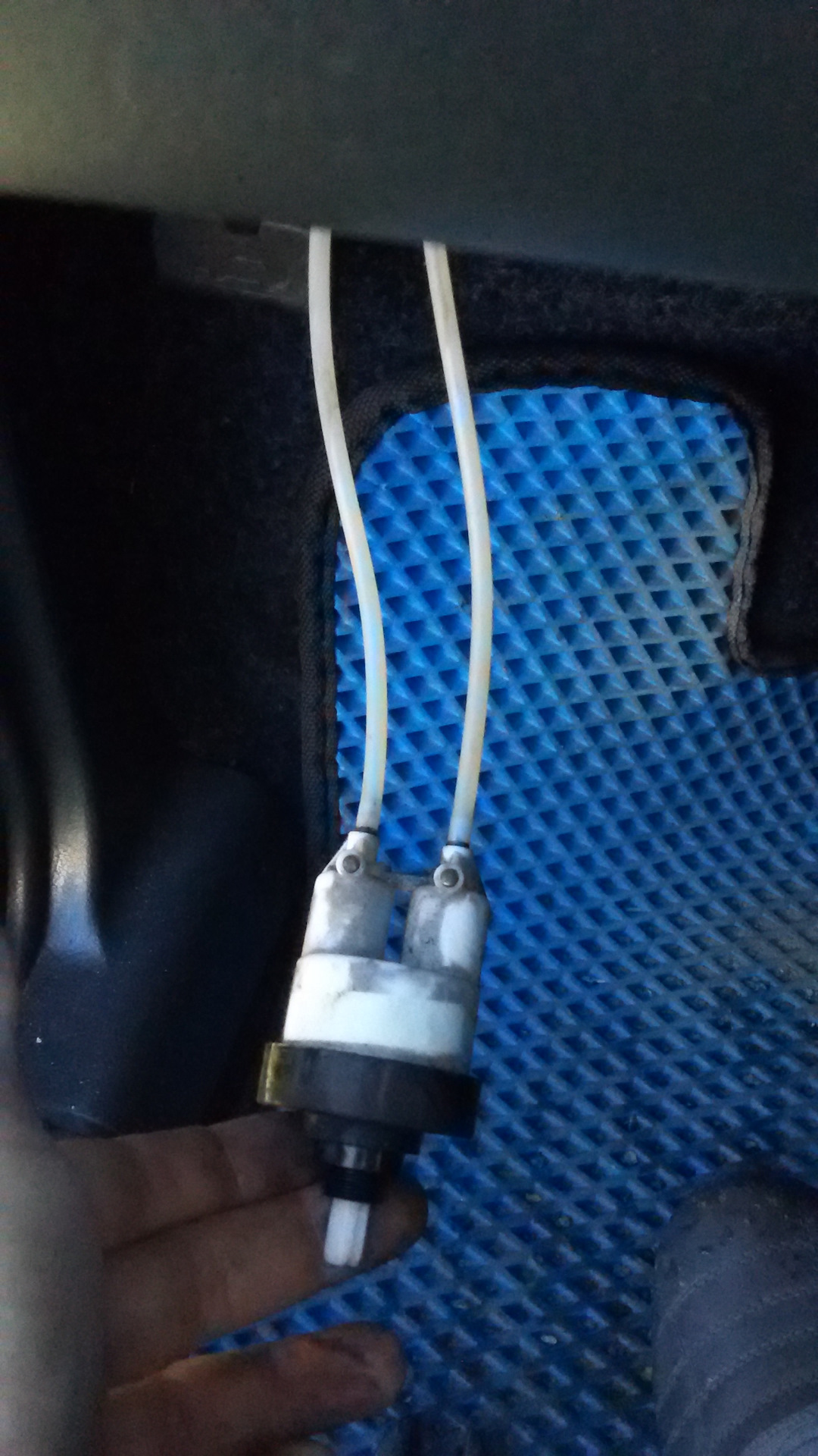 Замена гидрокорректора на самаре — Lada 2114, 1,6 л, 2005 года ...