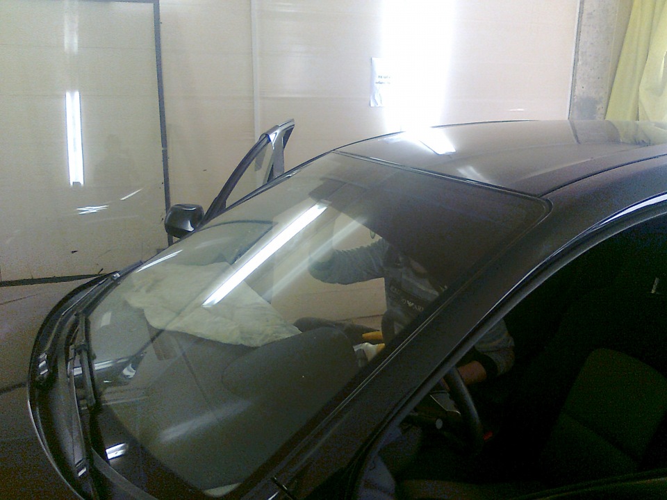 полоса на лобовуху — Mazda 3 (1G) BK, 2 л, 2007 года | стайлинг | DRIVE2