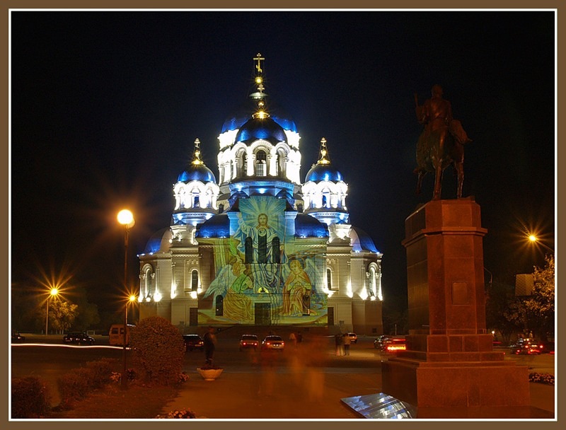 Новочеркасск фото корабля. Вознесенский собор в Ростовской области г Шахты. Новочеркасск собор апрель. С Крещением Новочеркасский собор. Новочеркасск собор Вознесения часы.