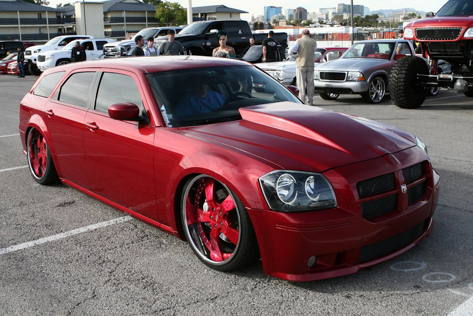 Dodge Magnum srt8