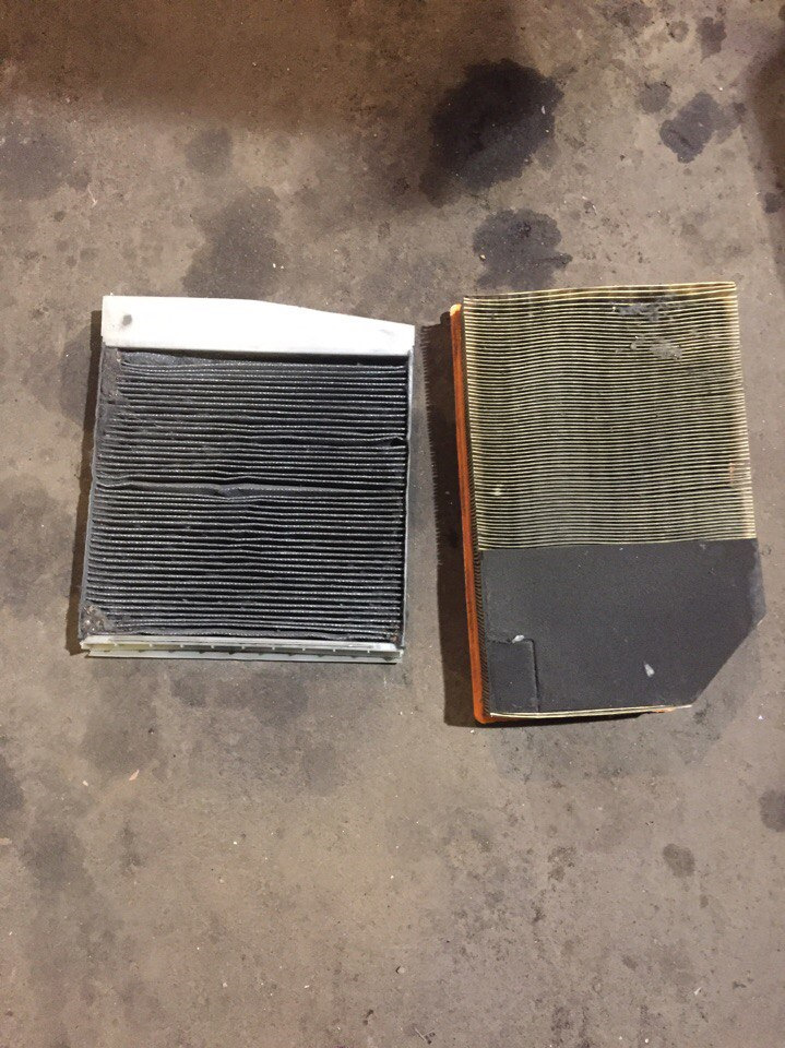 Вне плановая замена салонного фильтра(с описанием) - Volvo XC90 (1G), 2,5 л, 200