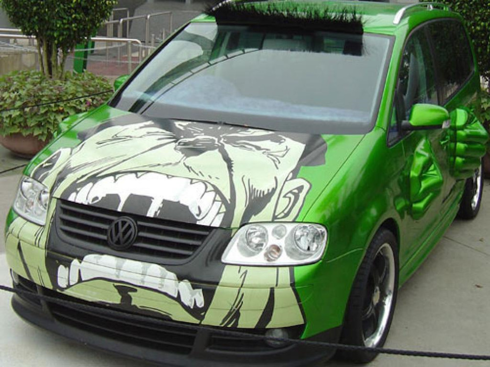 Volkswagen Touran Hulk