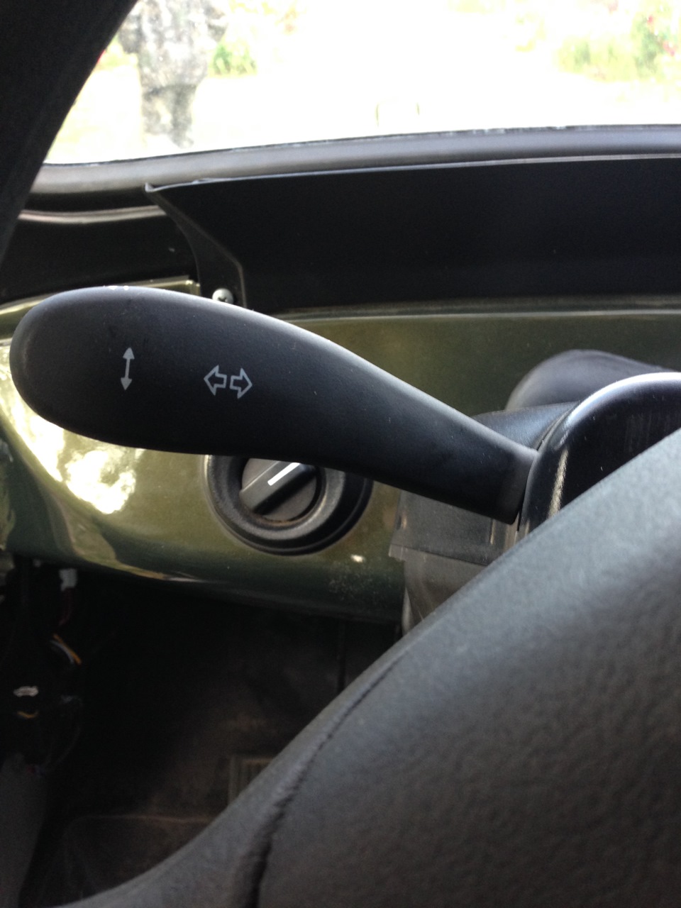 подходят ли подрулевые переключатели от. подрулевой переключатель приора на ваз 2114. подрулевые переключатели ваз 2110 евро. подрулевой переключатель ваз 2109. шевроле тахо подрулевые переключатели.