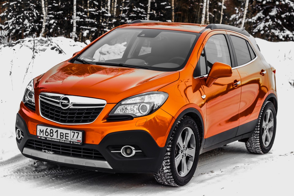 Высоким недорого. Opel Mokka 2. Опель Мокка оранжевый. Дорожный просвет Опель Мокка 2014. Опель Мокка 2014 полный привод.