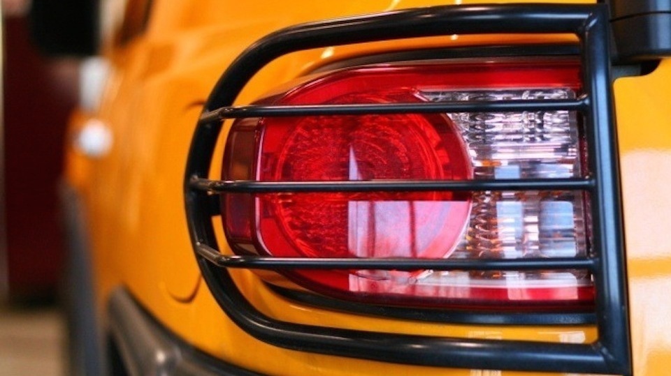 Стоп-сигнал toyota fj cruiser. Защита стоп сигналов. Стоп сигнал на тойота сурф 185. Дополнительный стоп сигнал на жигули. Защита стоп сигналов сурф 215.