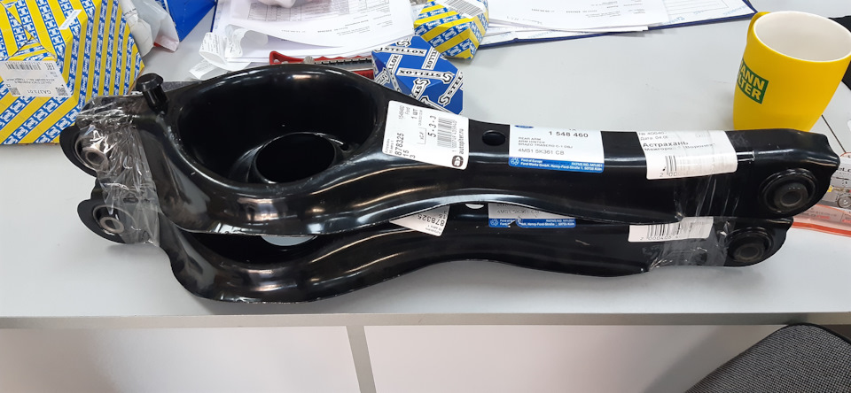 Ford 1 548 460, но ска прямые. — Mazda 5 (2G). Запчасти на фото: 1548460