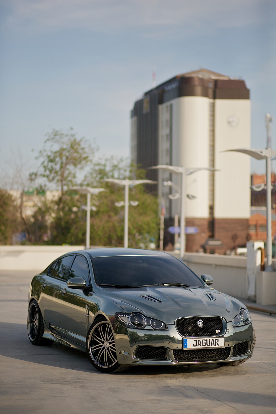 Jaguar XF R 2012