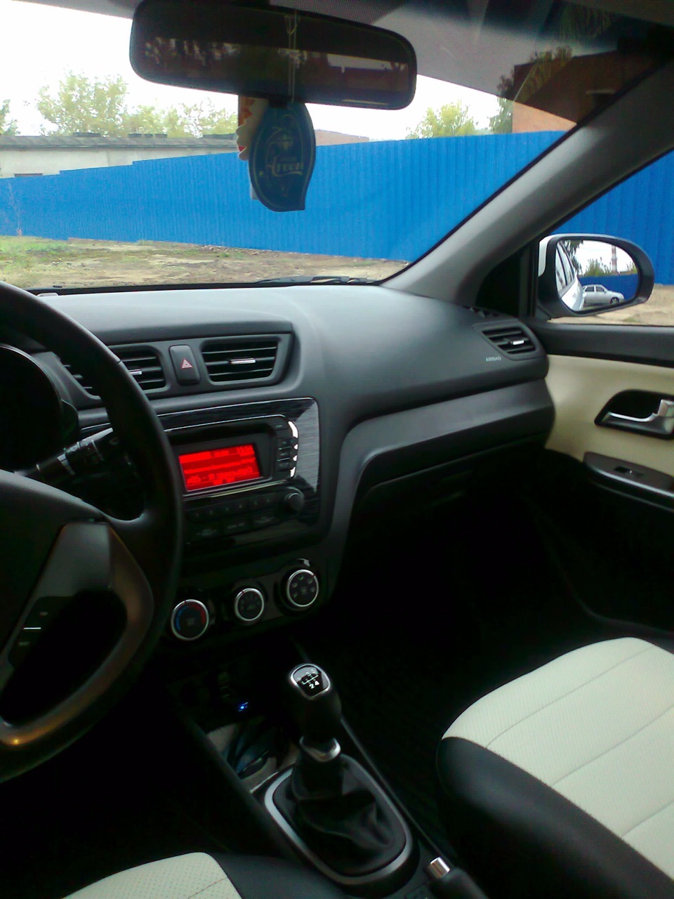 Подлокотник на КИА РИО + фото салона. — Сообщество «DRIVE2 Коломна ...