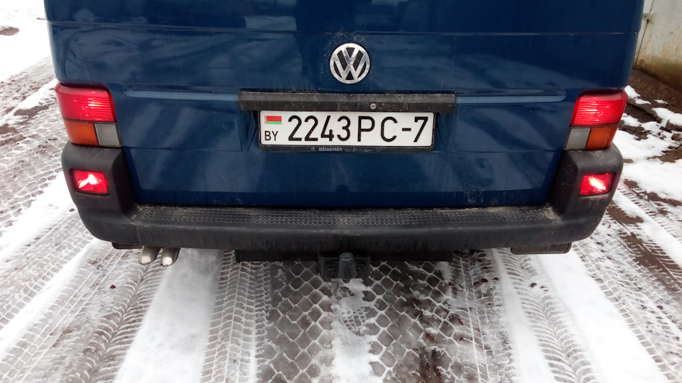 Задние противотуманные фары с подсветкой — Volkswagen Transporter T4, 1 ...