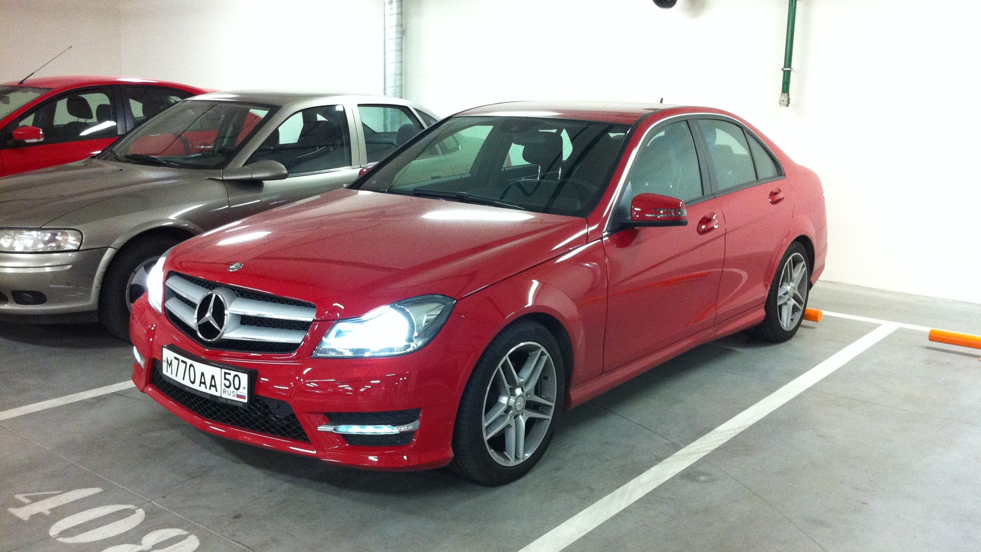 Mercedes-Benz C-class (W204) 1.6 бензиновый 2013 | Красная звезда на DRIVE2