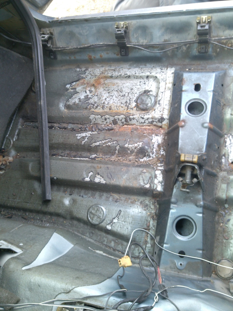 Переварка порогов! — Volkswagen Passat B3, 1,8 л, 1989 года | своими ...