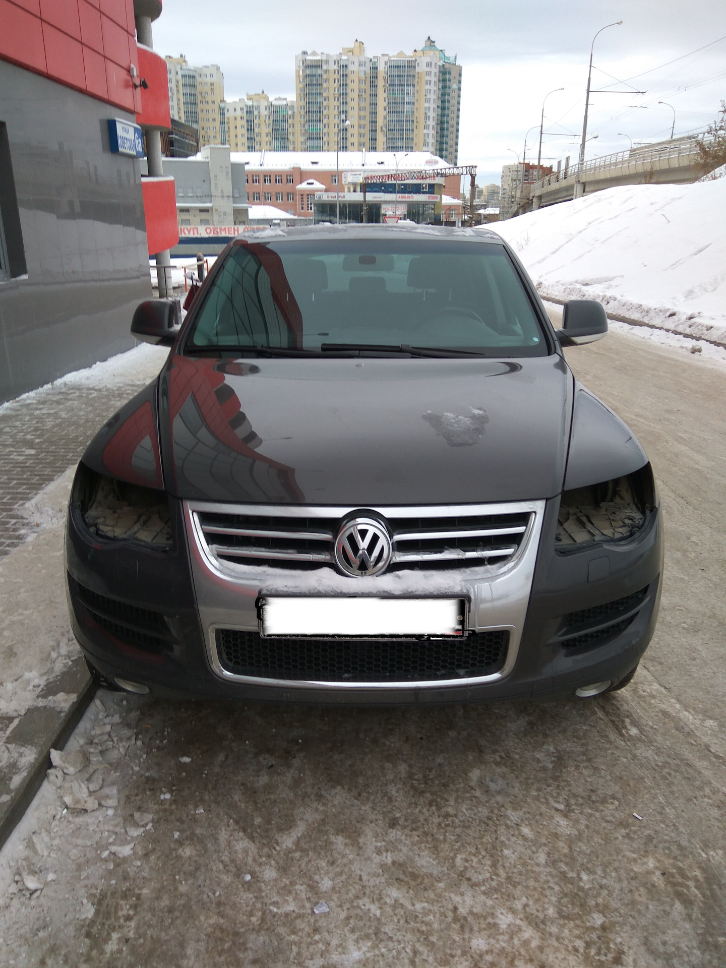 Кража фар — Volkswagen Touareg (1G), 3 л, 2007 года | поломка | DRIVE2