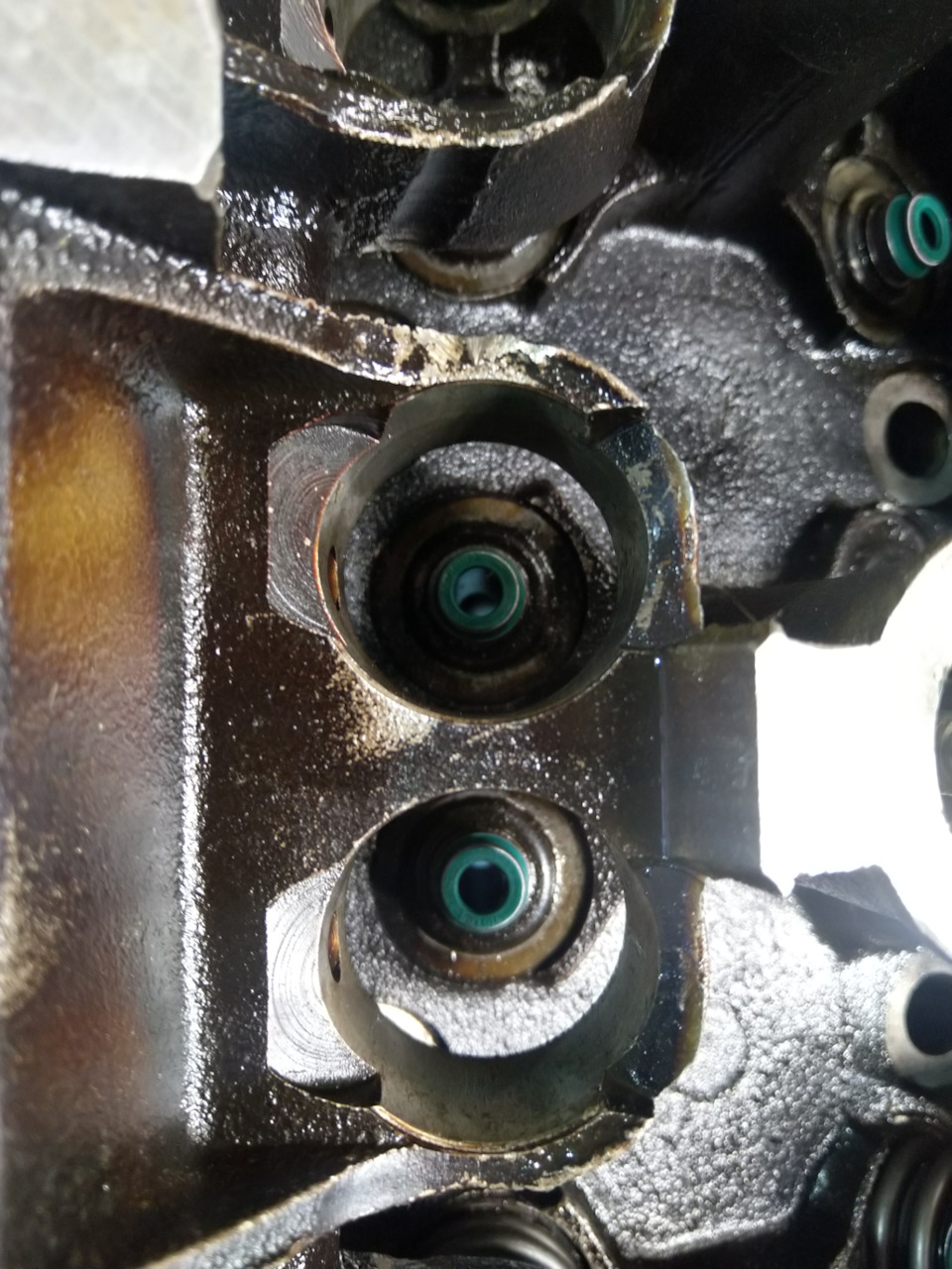 Двойные пружины на ЗМЗ 409. Стоит или нет. СТОИТ. — УАЗ 39094, 2,7 л ...