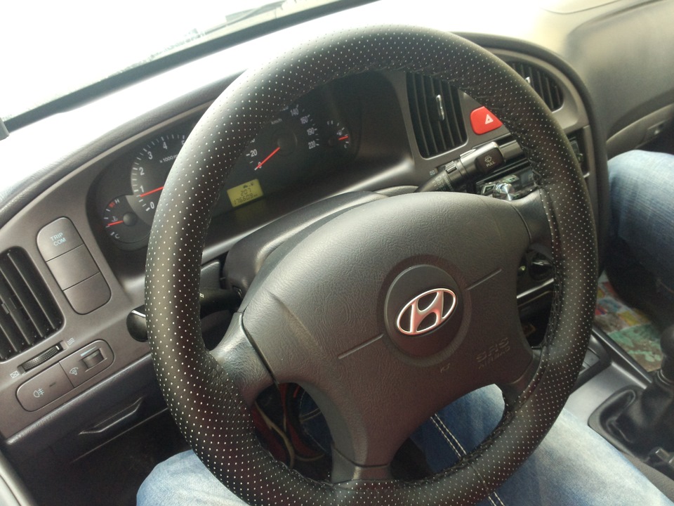 Руль hyundai elantra iii 2006. Elantra xd руль. Руль элантра 3. Руль хендай элантра 3. Руль хендай элантра 3.