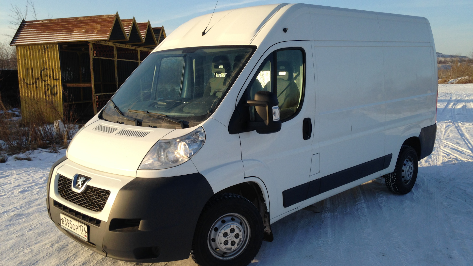 Дизель пежо боксер. Пежо боксер 3 2.2 дизель. Peugeot Boxer 2. Пежо боксер 2.2. Фургон Peugeot Boxer 244.