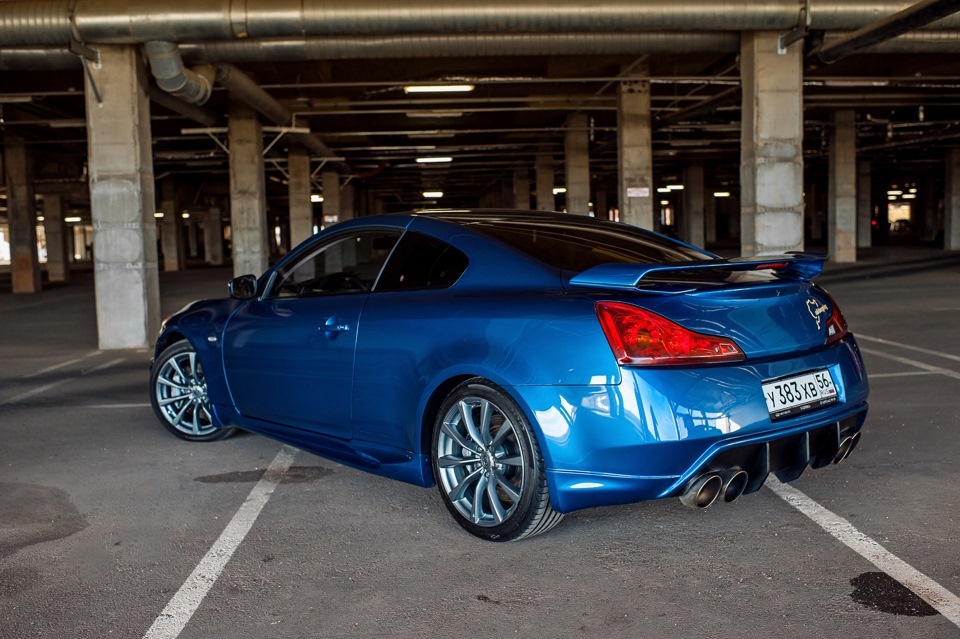 Infiniti g37 Coupe Sport