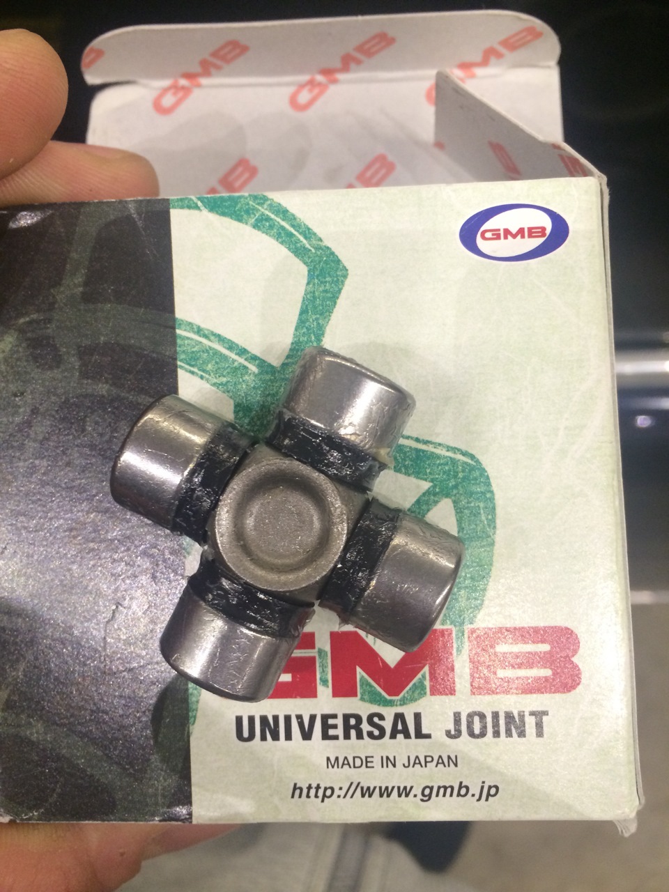 Крестовина е39. U122 GKN крестовина. Крестовина рулевого вала БМВ е39. Артикул рулевой крестовины BMW e39. U122 крестовина применимость на БМВ.