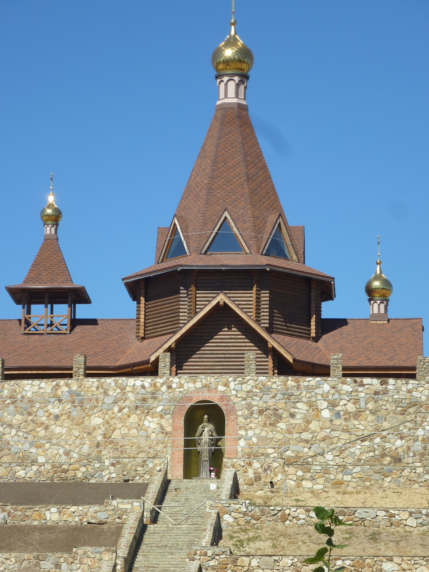 Старая станица каменский. Церковь Логопарк Каменск-Шахтинский. Парк Лога храм. Старая станица Ростовская область. Старая станица Каменский район.