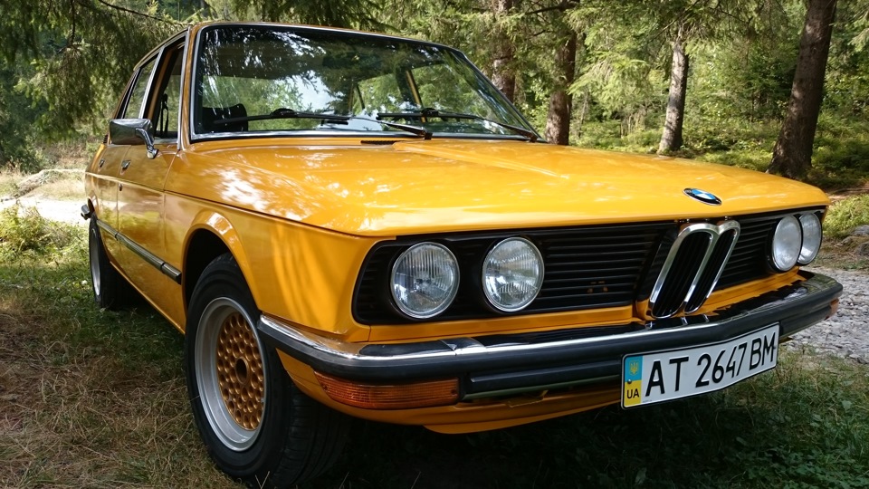 Р‘РњР’ 1976 e12