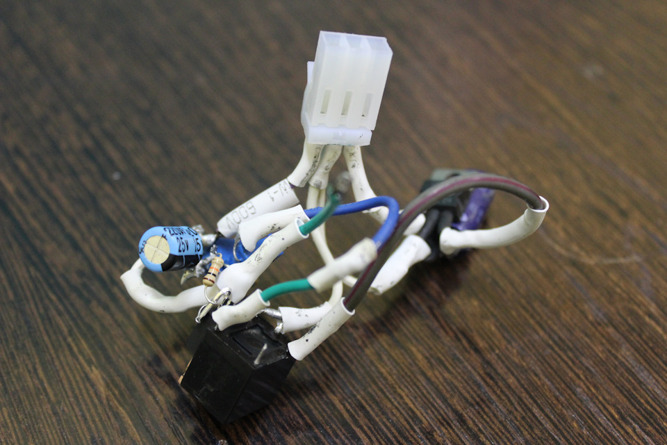 Плавный розжиг и затухание Ангельских глазок (ДХО) + стабилизатор на ...