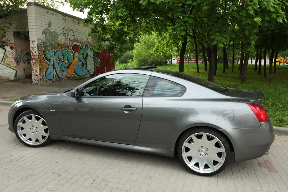 Infiniti g37 Coupe r20