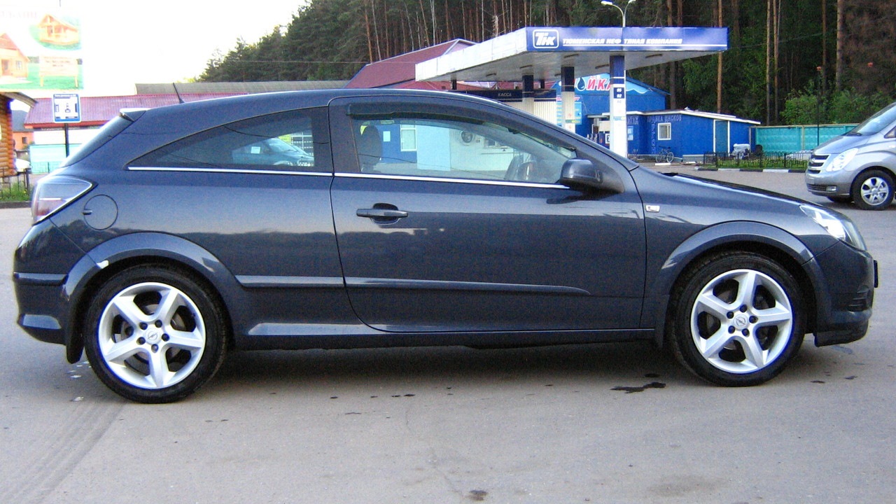 Opel Astra H GTC 1.6 бензиновый 2007 | Она вообще не едет... на DRIVE2