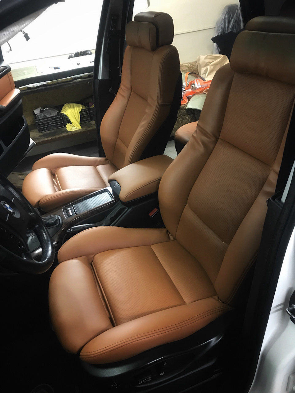 Фото в бортжурнале BMW X5 (E53)