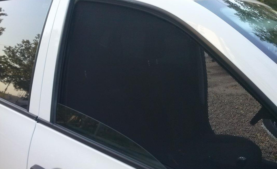 Шторки каркасные в приору, на лето, вперед — Lada Приора хэтчбек, 1,6 л ...