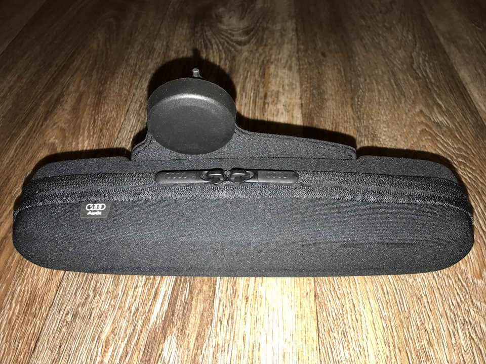 Оригинальный набор — зонт Audi — Audi Allroad (C5)