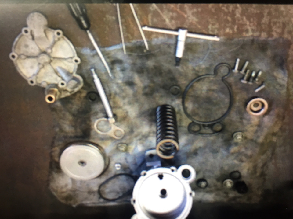 Барабашка в вакуумном насосе))) — DRIVE2