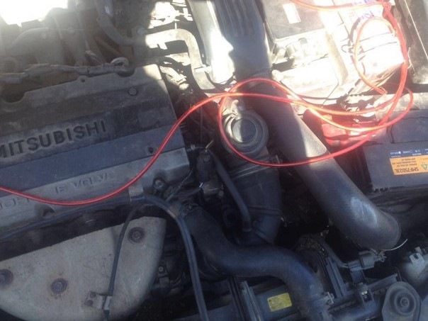 И так стало теплее, и решил прокинуть кабель под саб и усилок ...