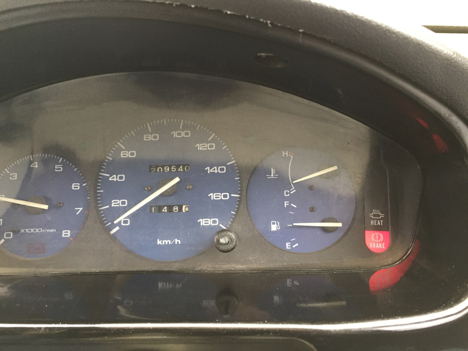 Индикатор износа тормозных колодок — Mazda 121 III, 1,5 л, 1991 года ...