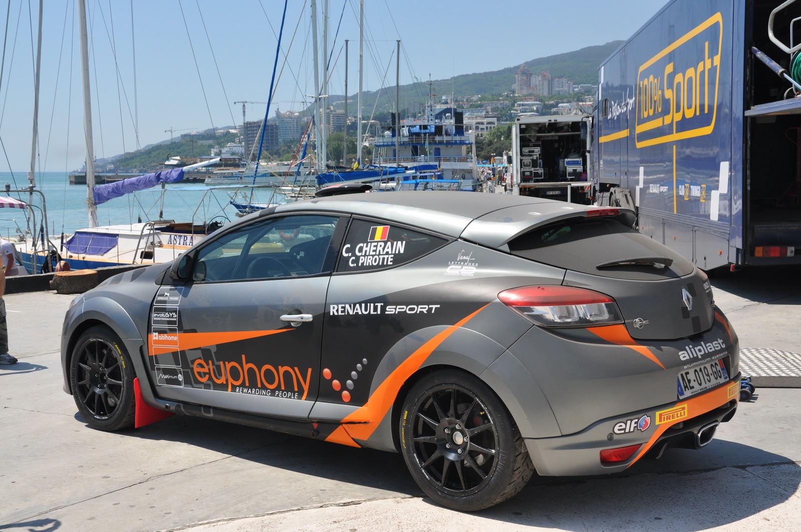 Спорт авто с пробегом. Гоночные машины Крым. Гоночные машины Севастополь. Гоночные машины в Анапе. Открытые гоночные машины в Крыму.