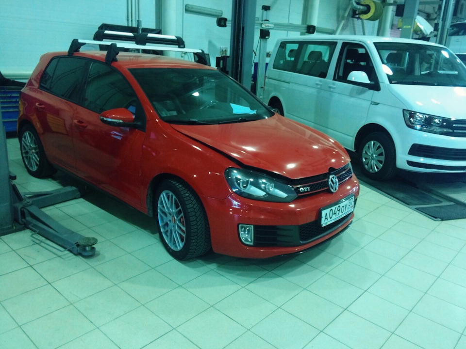 18 Volkswagen Golf Mk6 GTI 2 18-volkswagen-golf-mk6-gti-2
