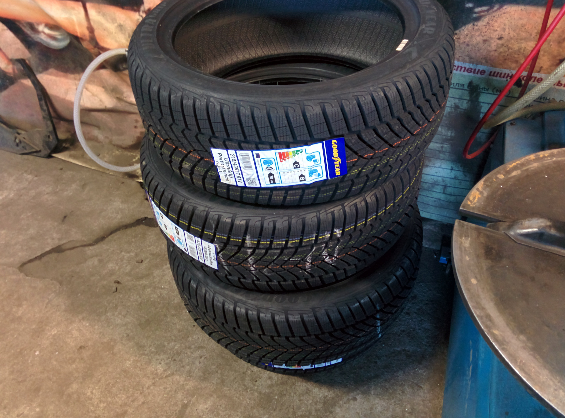 215 45 r17 зимняя. Goodyear ULTRAGRIP 215 45 r17. Nankang SW-8 215/45 r17 91t.