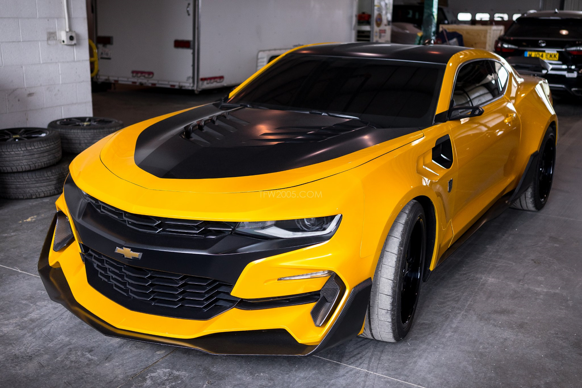 Chevrolet Camaro zl1 Yellow