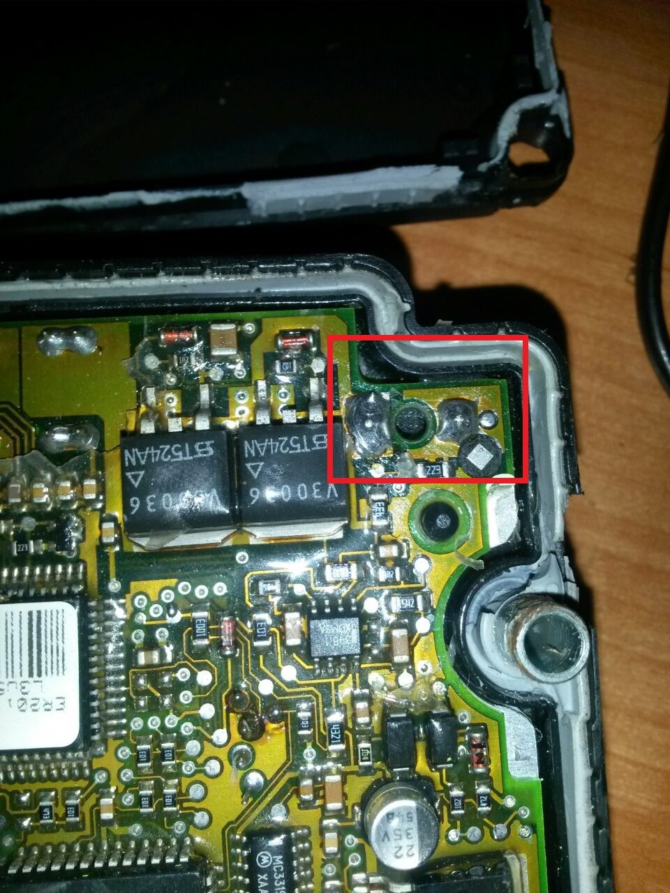 Запчасти на фото: MC331. Фото в бортжурнале Volkswagen Passat Variant (B3)