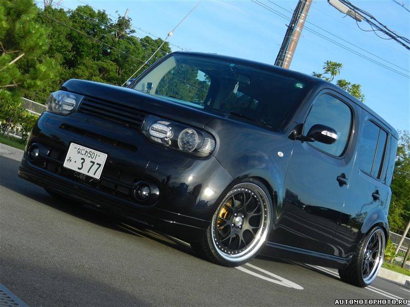 Nissan Cube z12 tuned