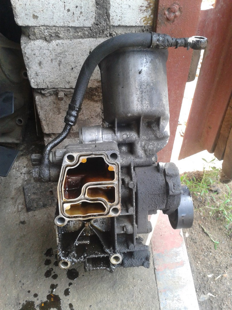 маслопровод ваноса, прокладка масляного стакана — BMW 5 series Touring ...