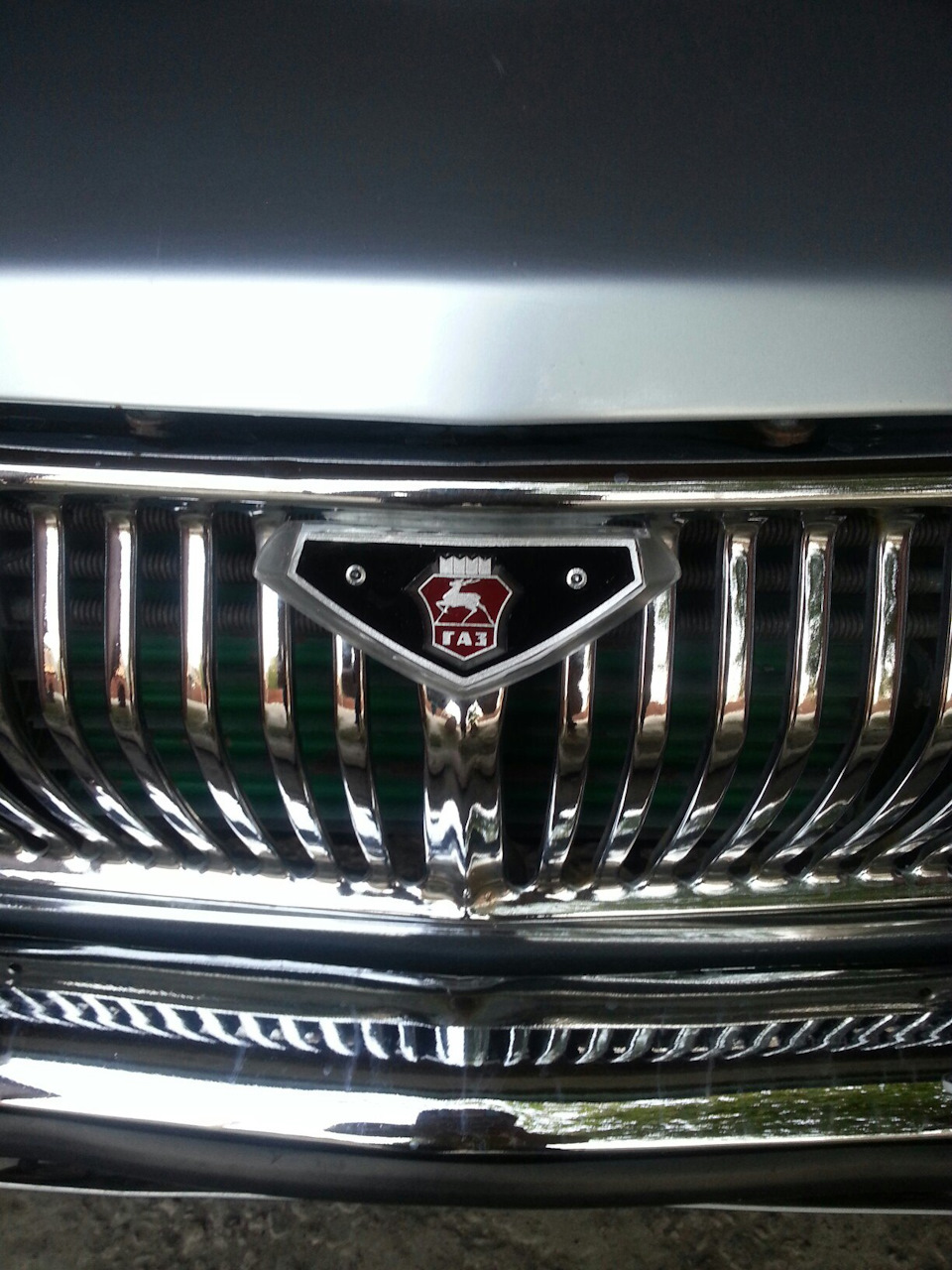 Эмблема ГАЗ 24 — ГАЗ 2404, 2,4 л, 1978 года | аксессуары | DRIVE2