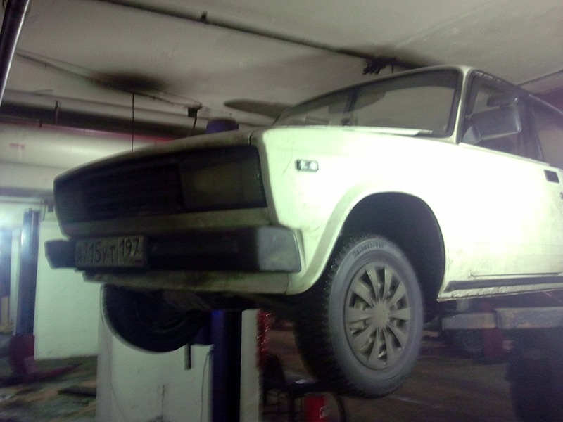 Оукнулось на погнутый диск… ОТКАЗАЛИ ТОРМОЗА! Прям под НГ! — Lada 21053 ...